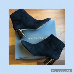 ♦️Suede tortoise heel bootie